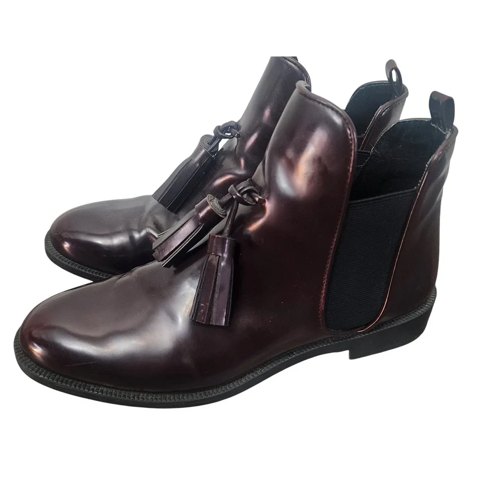 ZARA Bordeaux Patent Chelsea Ankle Boots Tassel‎ Detail EU 39/US 8 Dark Academia